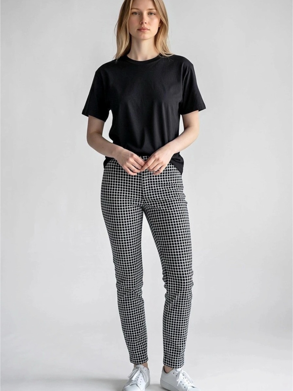 Old Navy Pixie Checkered Skinny Pants in Black & White Size 4 NWT